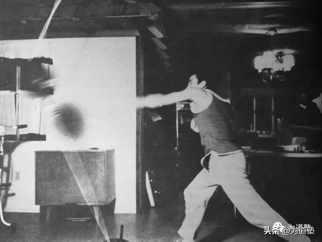 李小龙的截拳道实战技法,李小龙截拳道深度解析