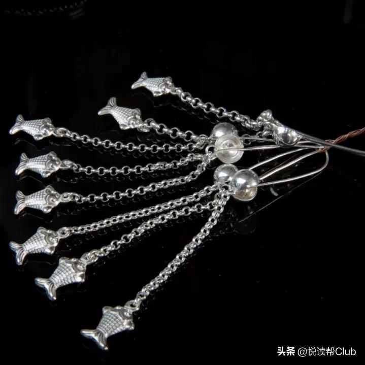 安顺风物|用一锤一凿守护一门手艺：安顺九龙屯的“银匠世家”