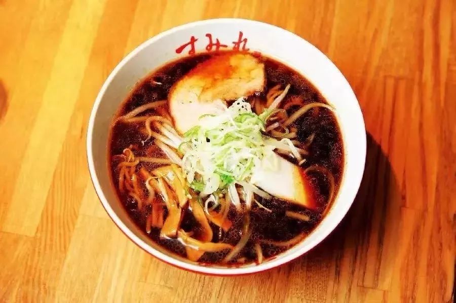 从味蕾上享受北海道的独特美食,重拾味蕾北海道香脆牛乳威化饼