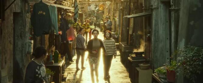 郭敬明和李成儒的battle,李诚儒点评郭敬明电影