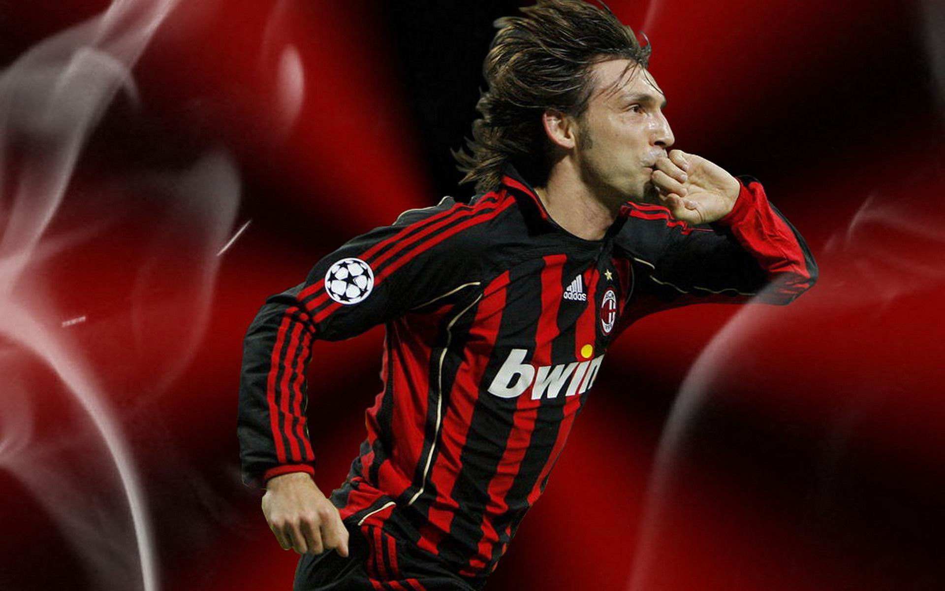 皮尔洛21世纪十大中场,最强后腰皮尔洛