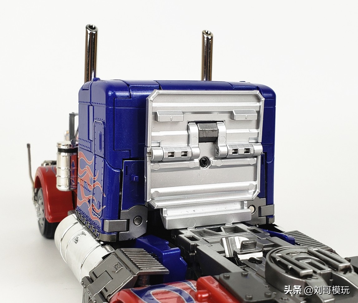 擎天柱玩具最还原,最还原电影的擎天柱玩具