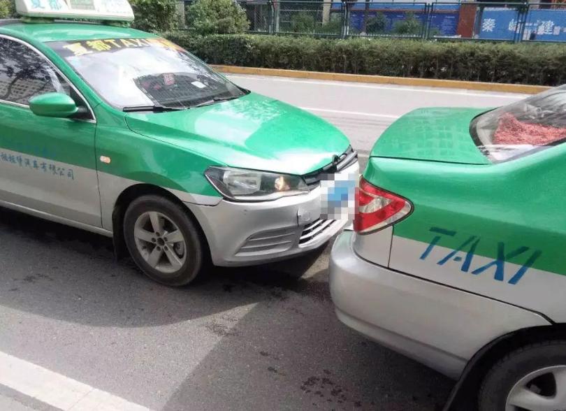 保险杠刮蹭用处理么,保险杠轻微刮蹭有必要修吗