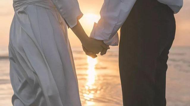 要学会聪明不爱你的人不要去打扰,当一个你爱的人不爱你怎么办