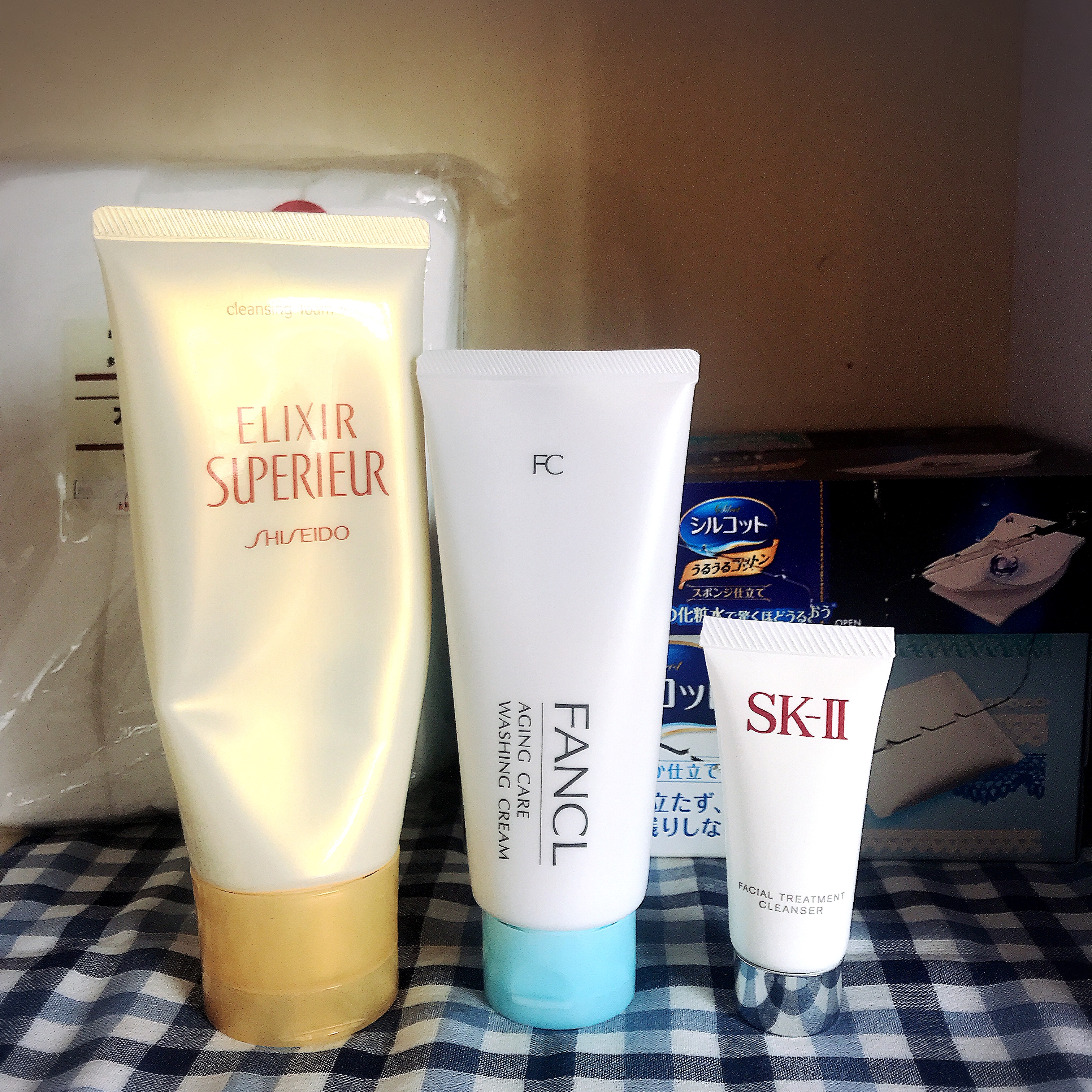 20-30岁补水抗老护肤品推荐,适合年轻肌肤的护肤品抗老化的