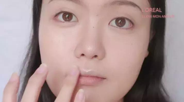 夏日草莓沙冰妆容化妆教程 (冰沙日常妆)