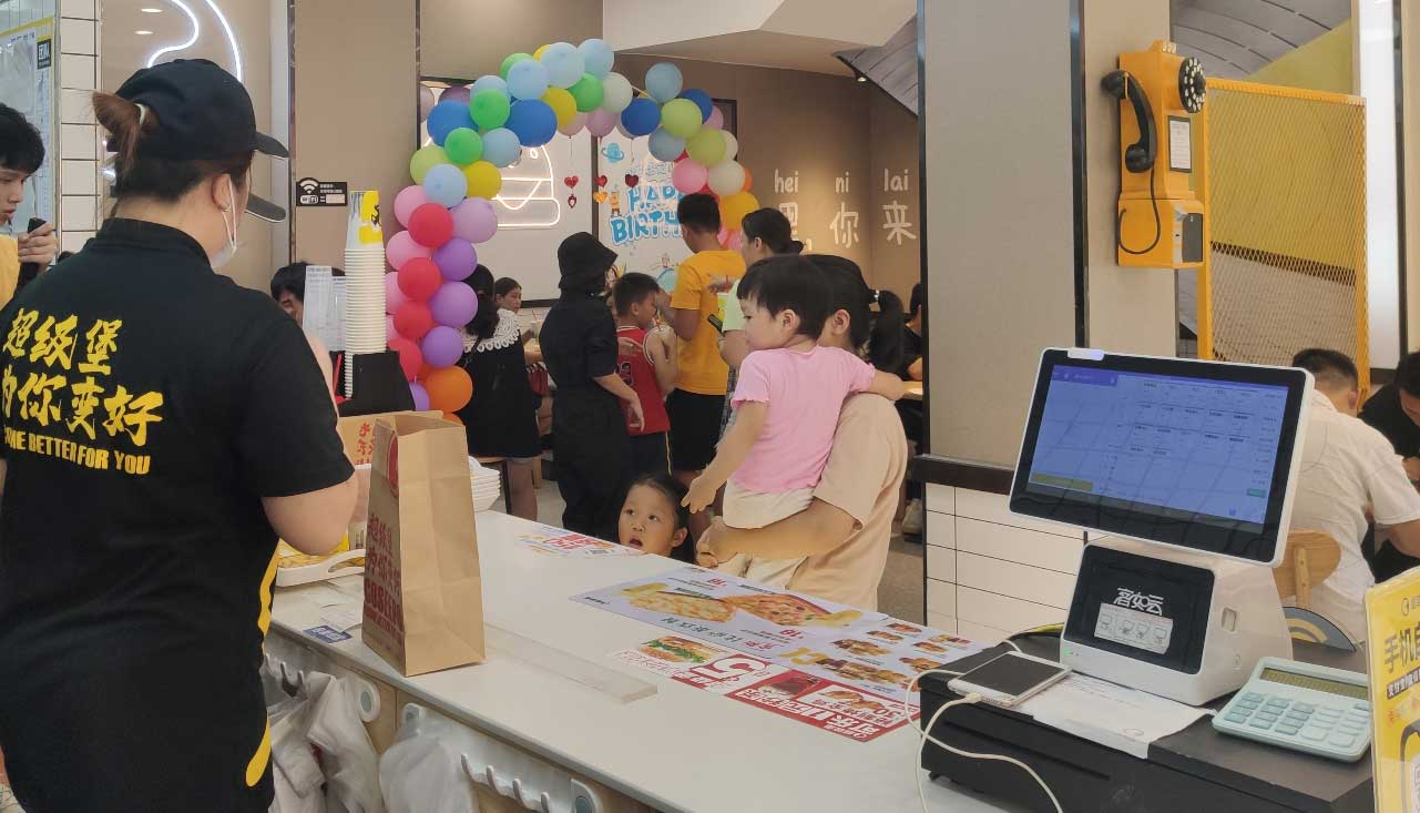 汉堡店利润大概多少？超级堡汉堡店一年能挣多少钱？