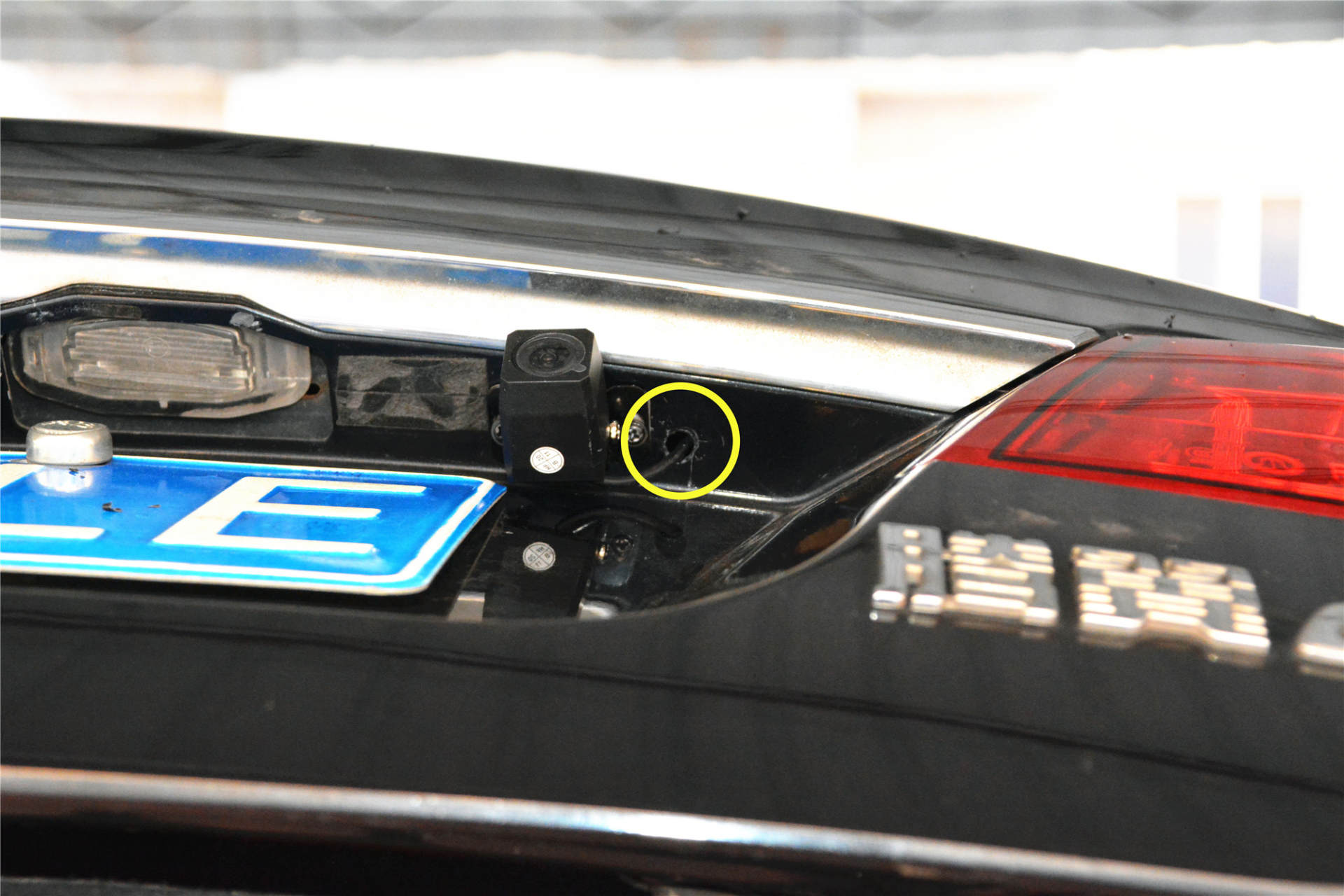 行车记录仪加倒车影像安装教程,长虹倒车影像行车记录仪安装