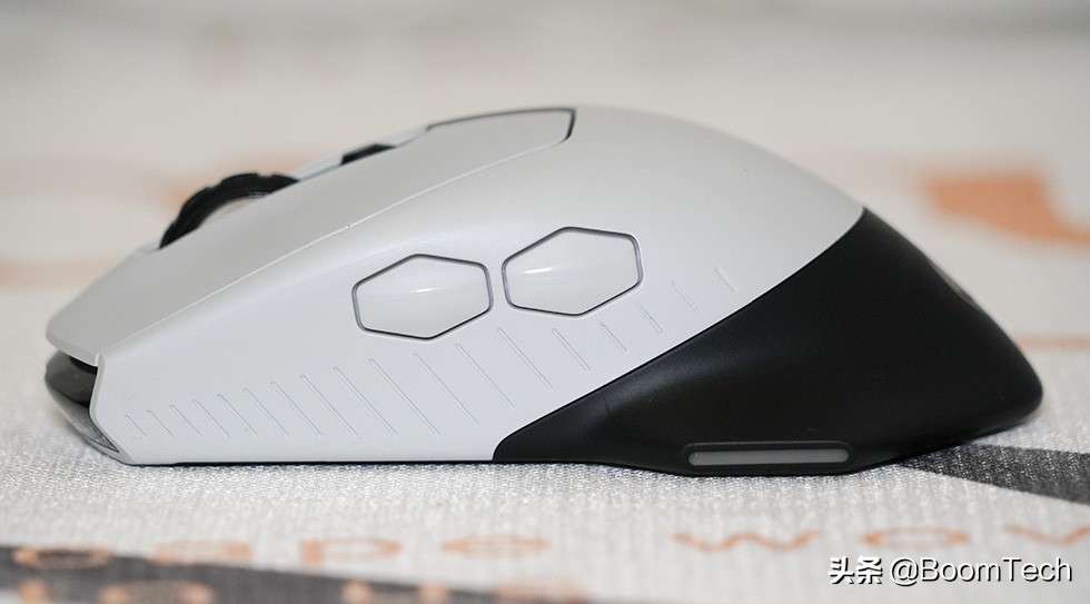 alienwareaw310m鼠标,alienware610鼠标背面