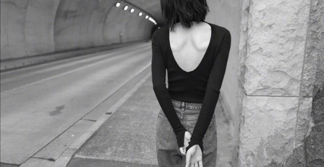 容貌败给了岁月,容貌终究输给了岁月