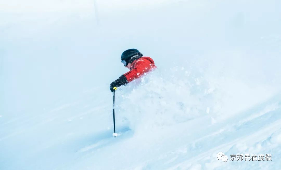 丝绸之路滑雪场民宿推荐,滑雪温泉民宿推荐