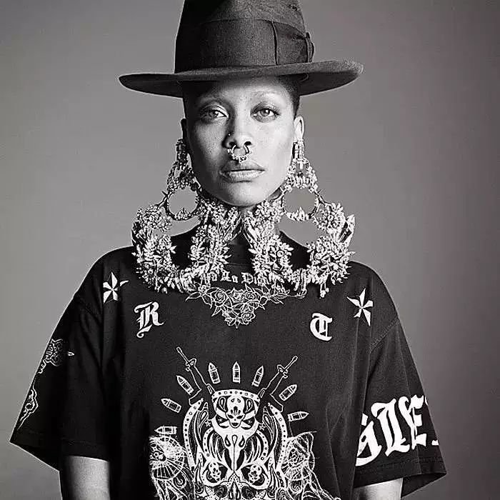 riccardotisci去哪儿了,riccardotisci2019春夏设计款