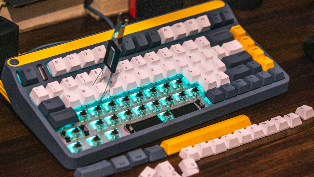 iqunixa80机械键盘拆解测评,iqa80键盘