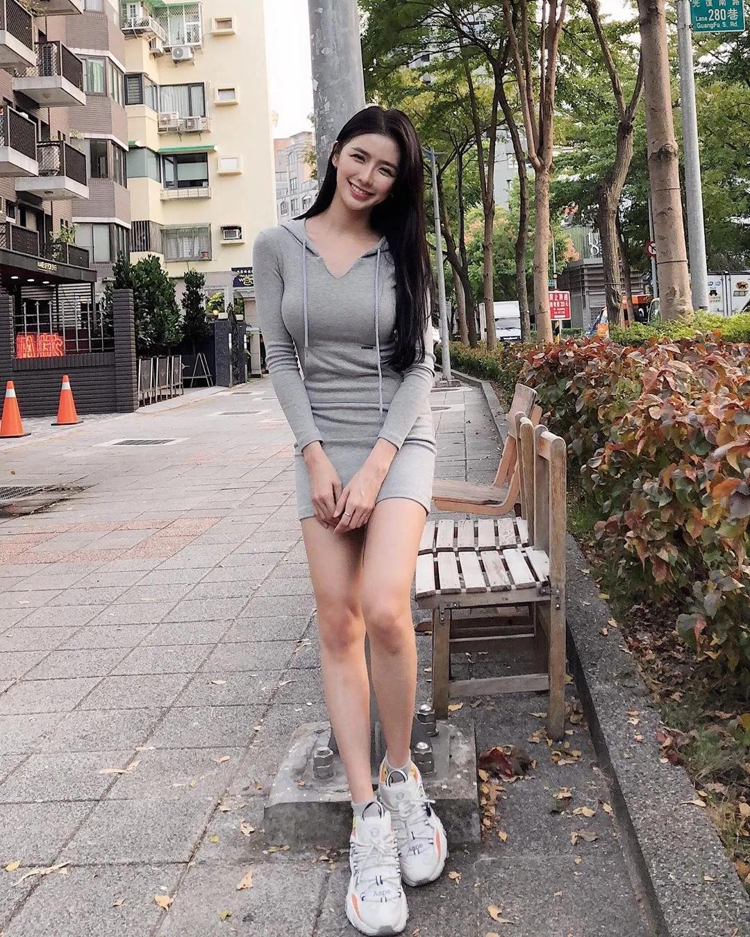 蔡徐坤同款潮鞋合集,蔡徐坤lisa虞书欣一起参加的综艺