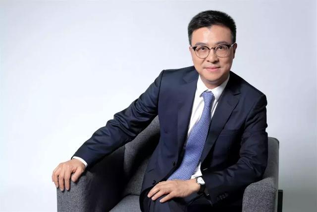 换美瞳=换张脸？藏在眼睛里的75亿美元市场