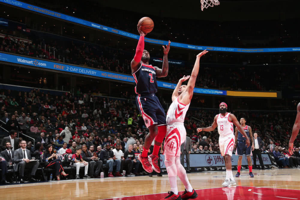 2场比赛狂砍64分!火箭7号秀这次真的暴走了!莫雷不交易是对的!