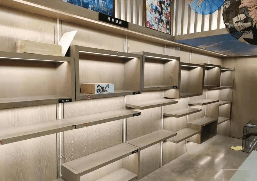 一家面临倒闭的书店,一家书店引起的血案