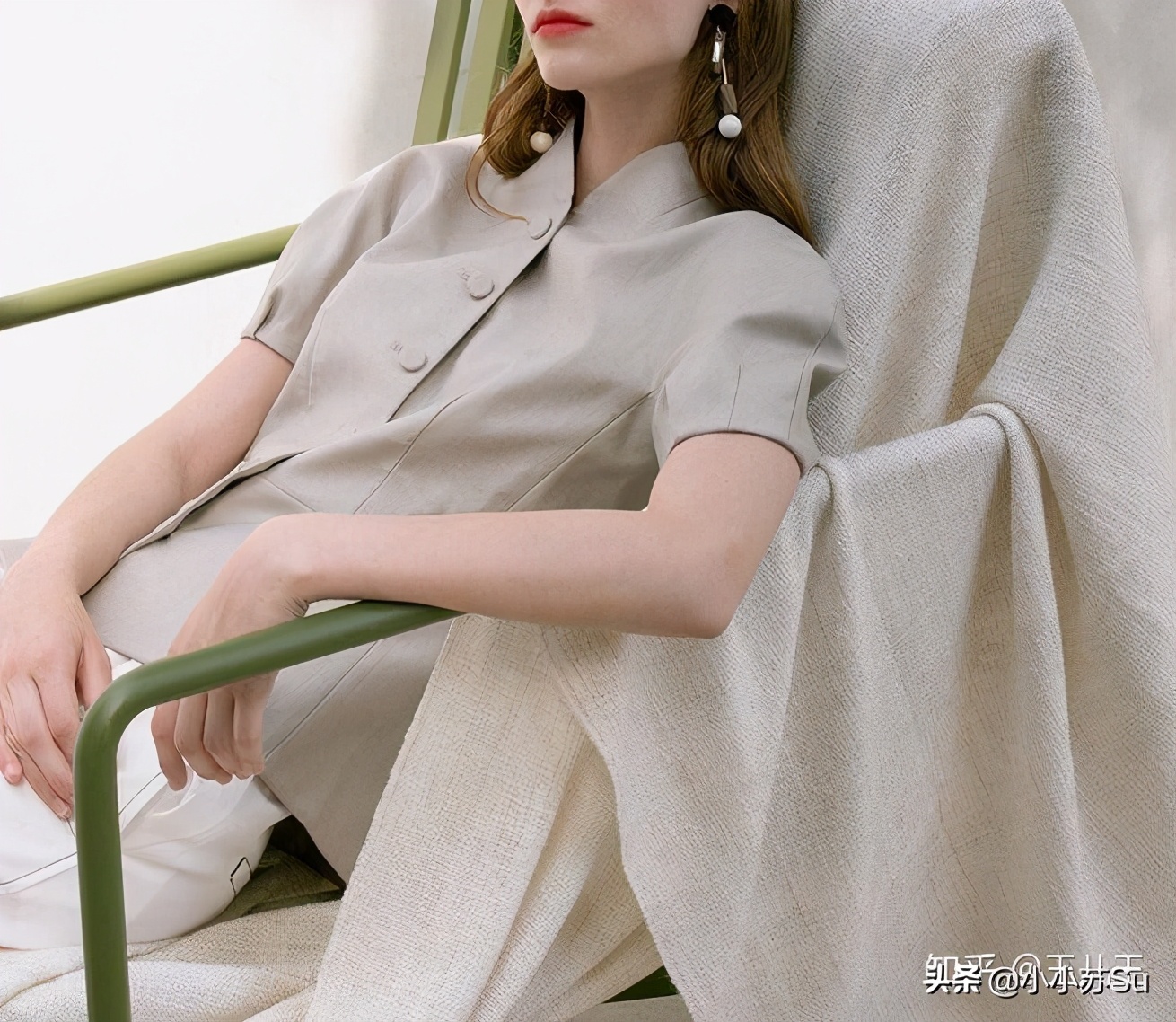 年轻人的服装品牌有哪些,年轻人适合的服装品牌有哪些