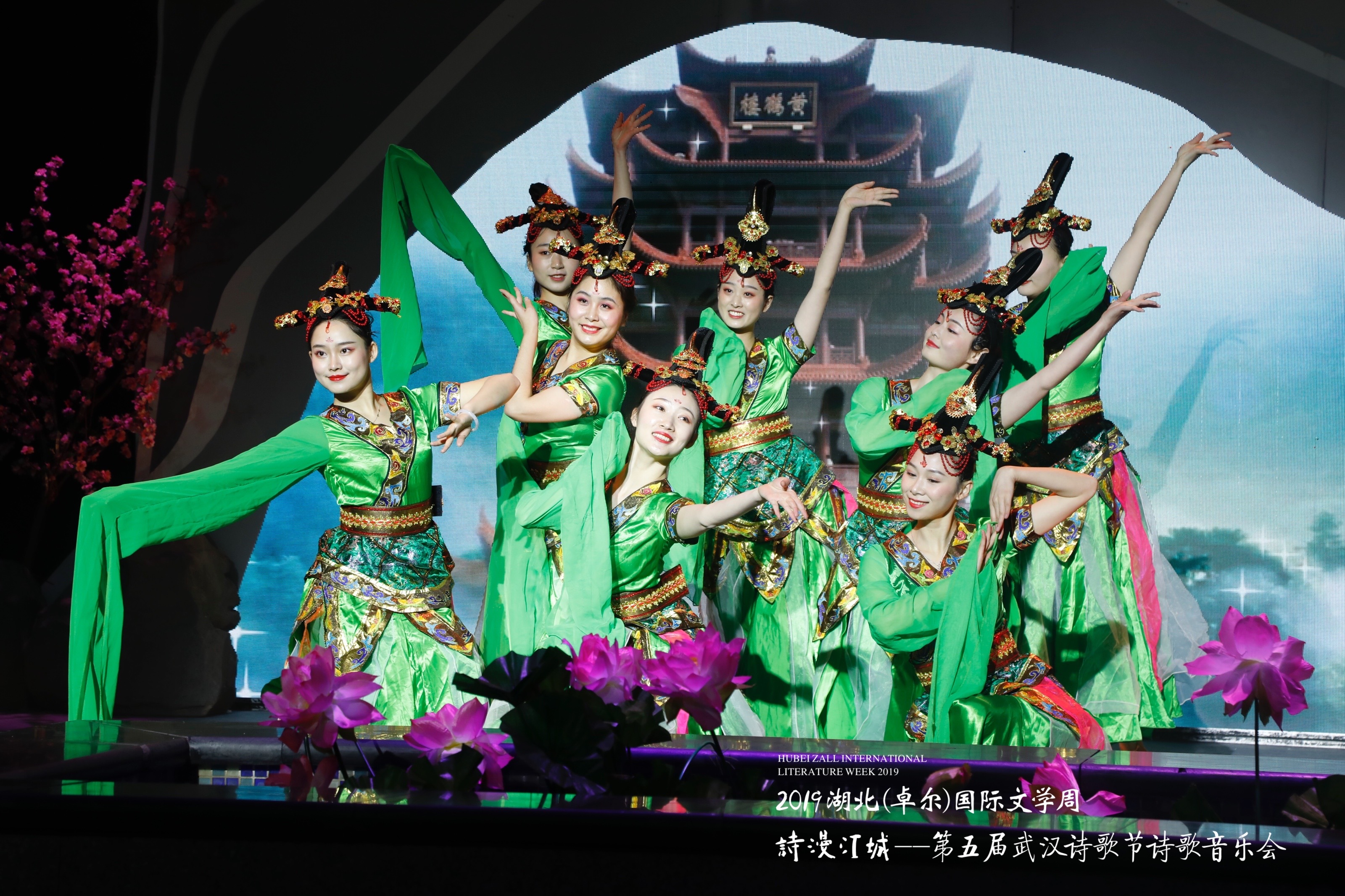 170万网友热捧武汉诗歌音乐会