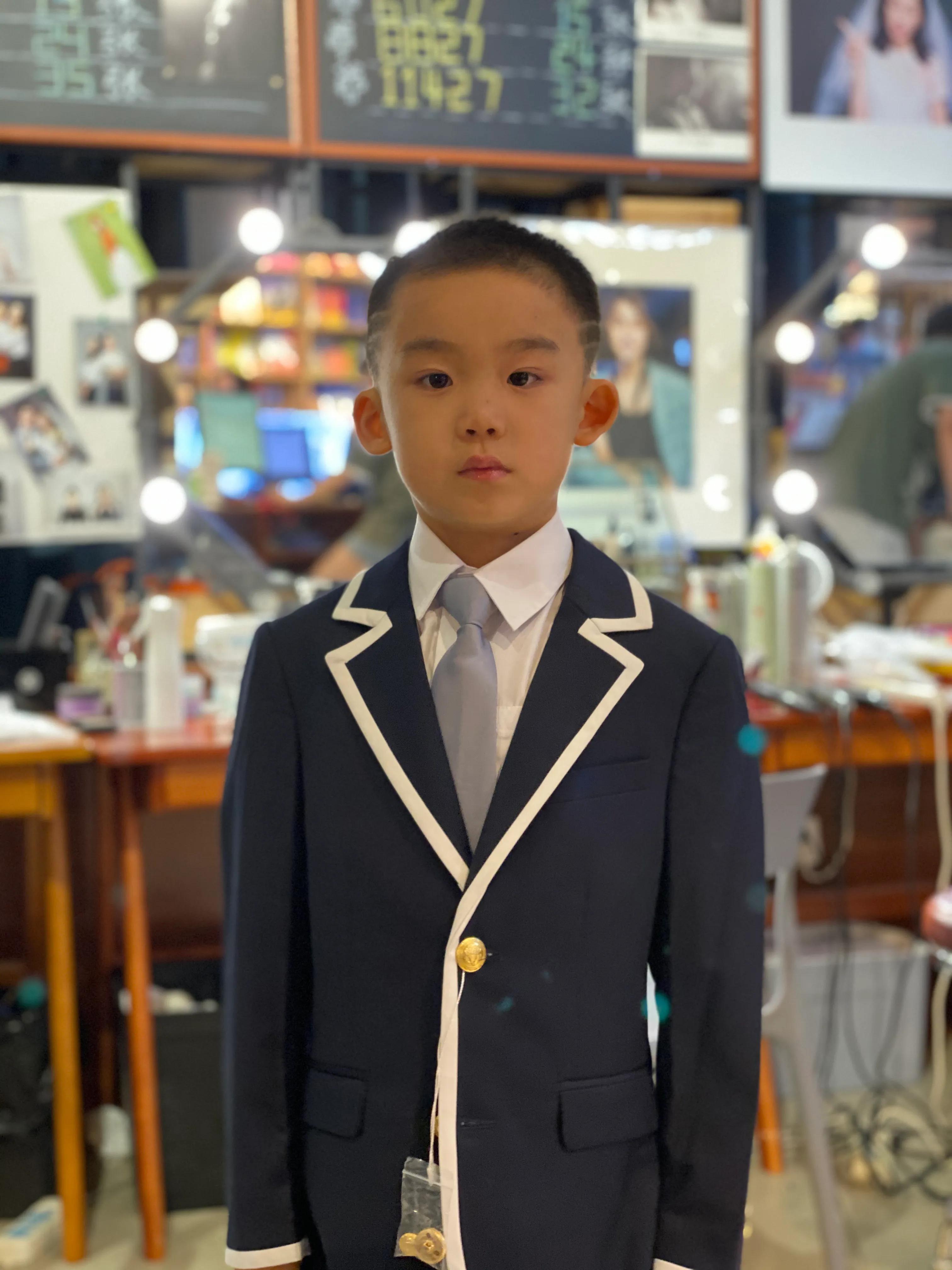 热爱运动踢球,踢球是因为热爱