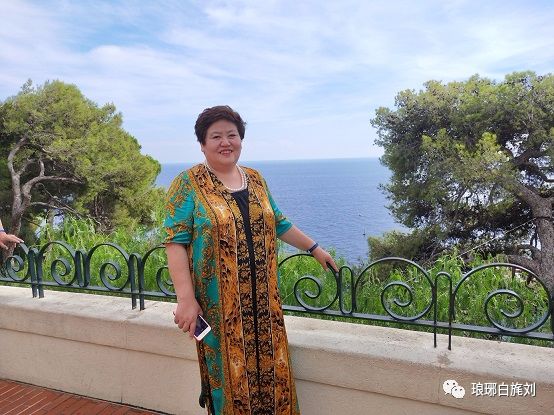 德医双馨妙手仁心,德医双馨完整