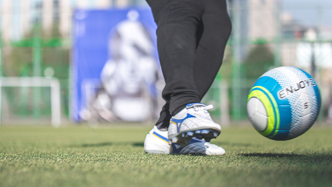 wavestream2美津浓评测,美津浓足球鞋wavecup碎钉