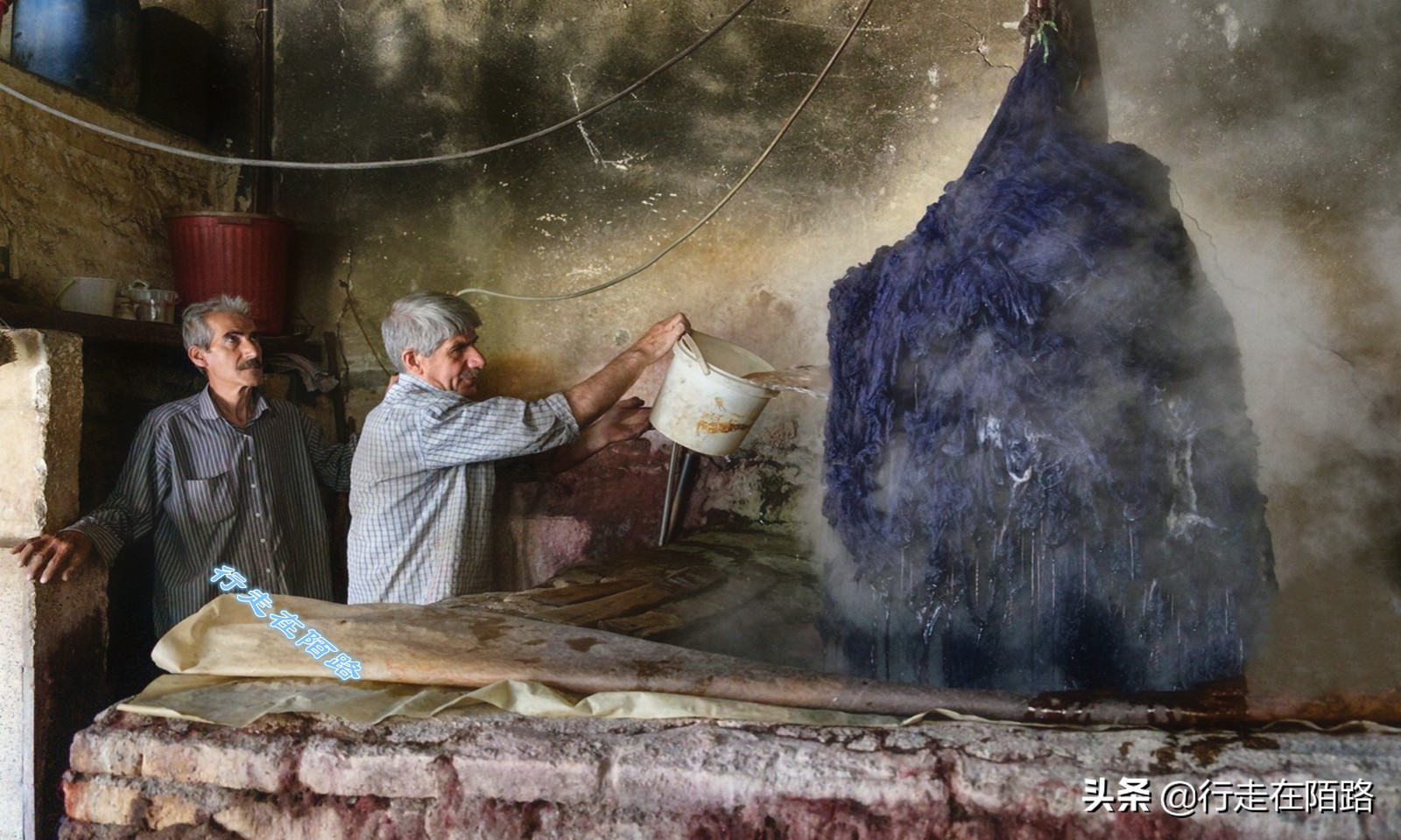 伊朗圣城旅完整版,伊朗衣食住行