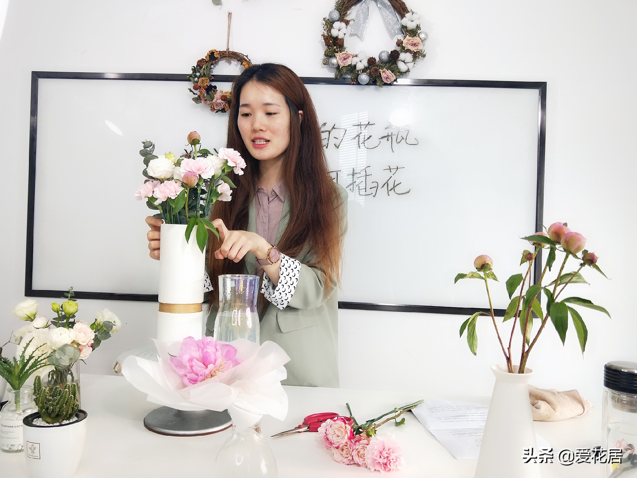 花瓶插花的基本技巧教程,好花瓶插花教程新手入门