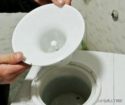 饮水机漏水的原因及处理方法,家用迷你饮水机底下漏水解决方法
