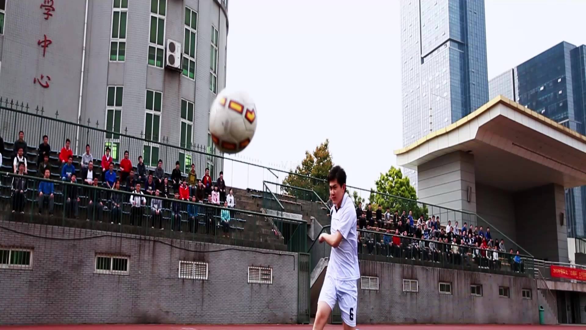 球赛实用进攻战术,为什么战术在球赛中不显示