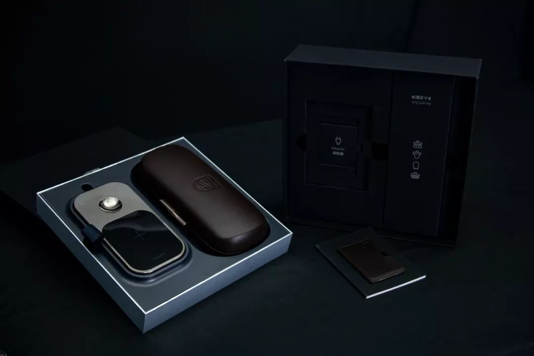 荷兰进口飞利浦剃须刀s9000价格,飞利浦S9000舒仕系列电动剃须刀