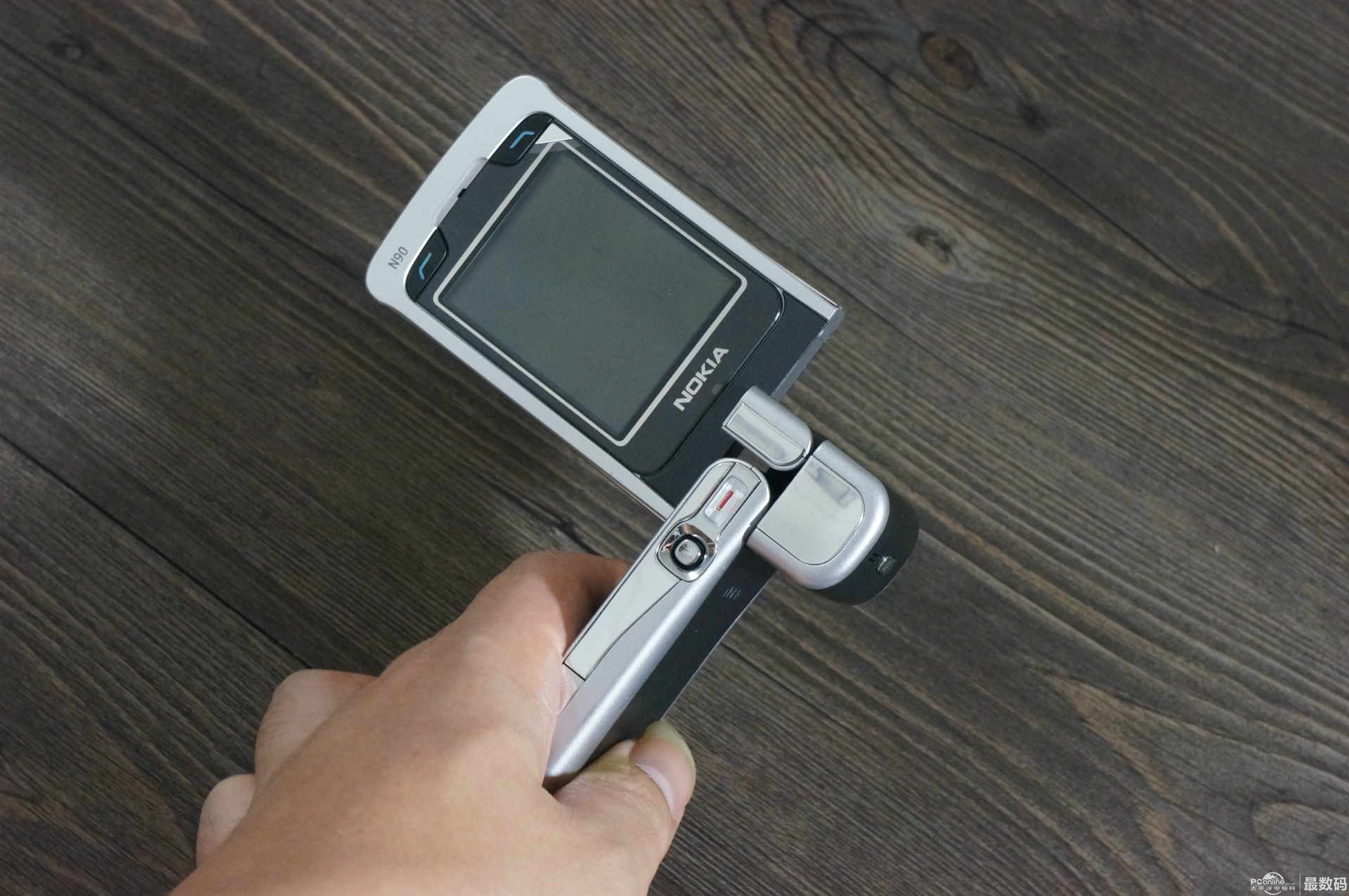 怀旧手机诺基亚n90,诺基亚n90蔡司镜头