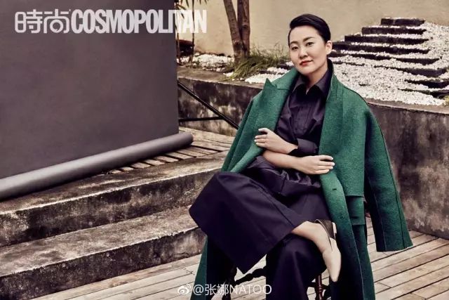 中国人只会跟风买名牌？80后女孩用旧衣改造成潮牌，燃炸上海滩