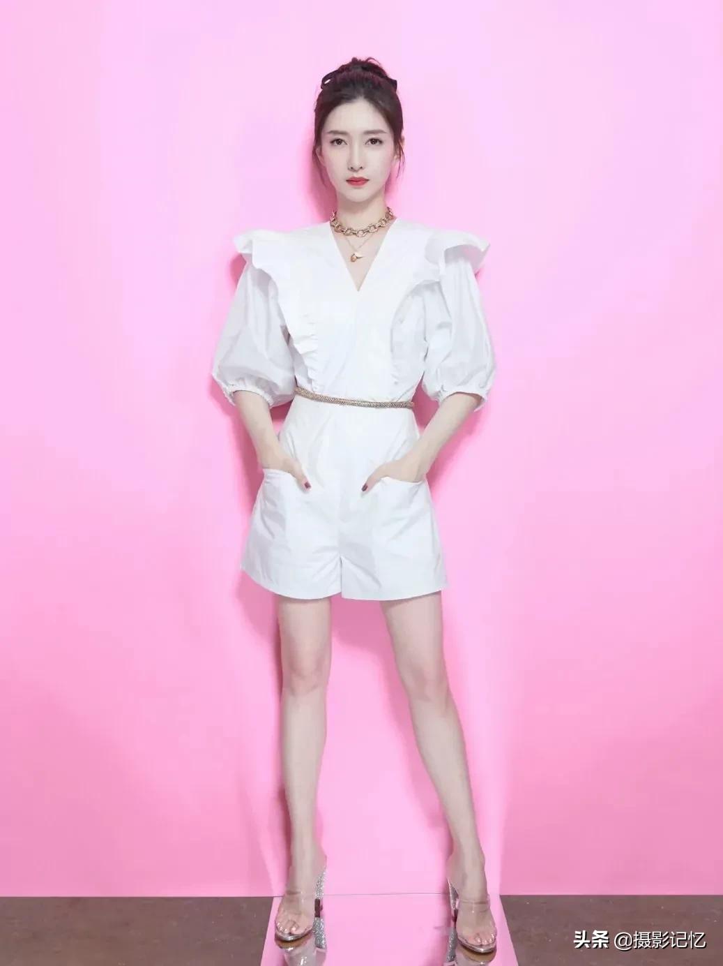 江疏影：凝脂玉肌