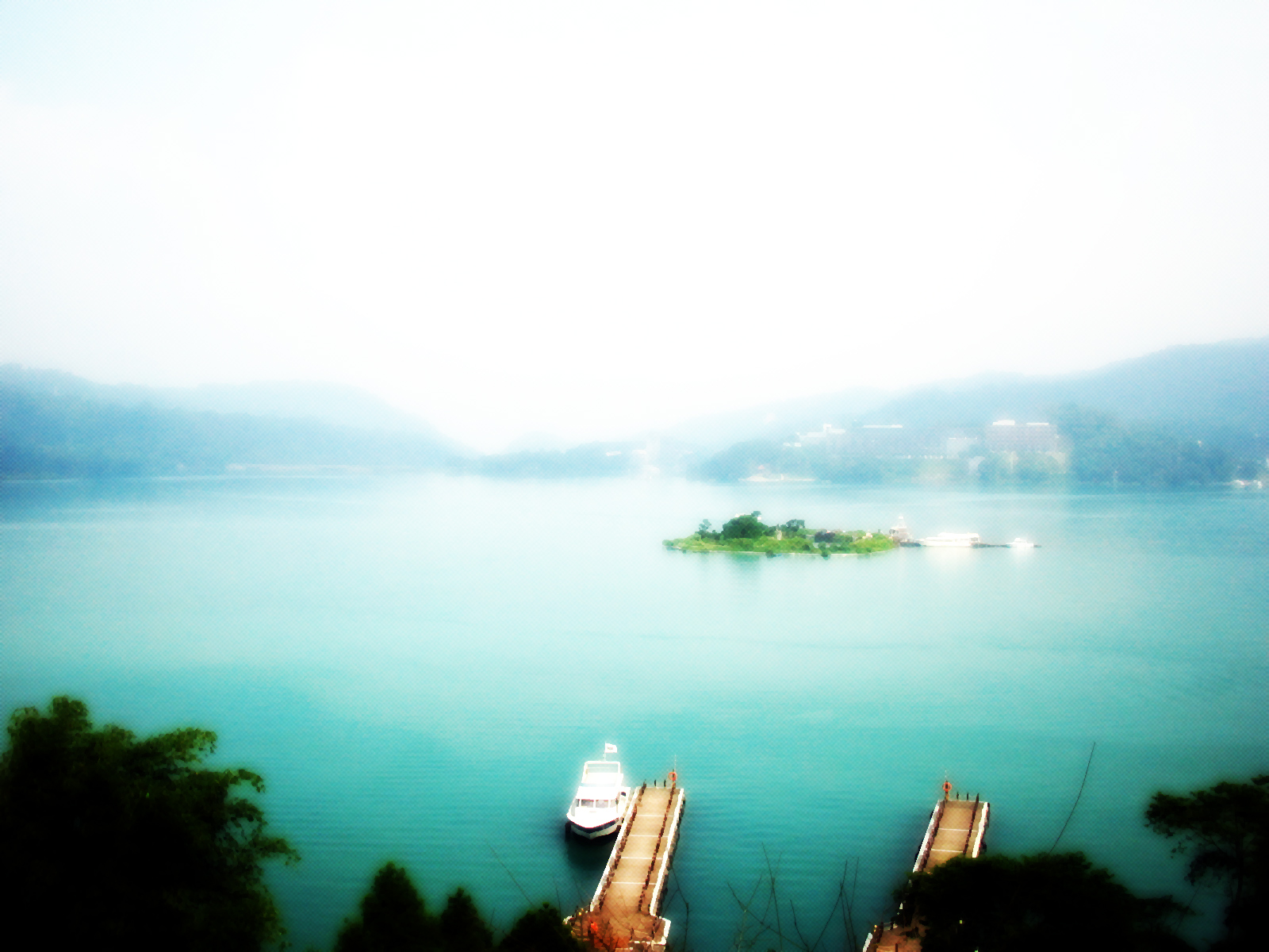 宣州谢朓楼饯别校书叔云写作时间,宣州谢朓楼饯别校书叔云赏析