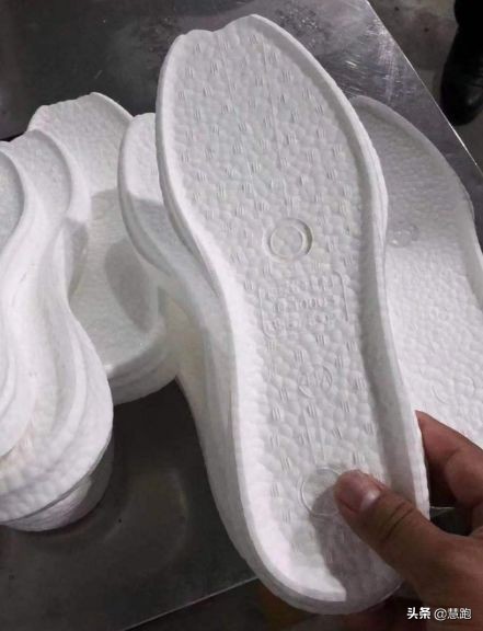 阿迪达斯boost快过期了,阿迪达斯新缓震科技