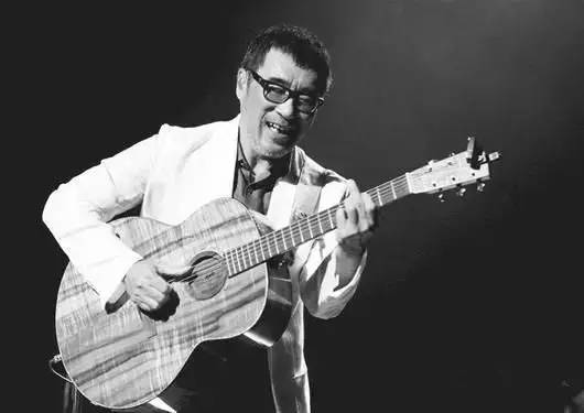 李宗盛用十三首歌写尽了人生,李宗盛的歌带给我们不一样的感悟