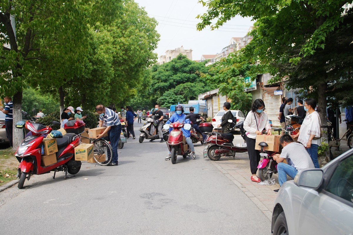 无锡“马大嫂”私藏小卖部!买到要偷着乐