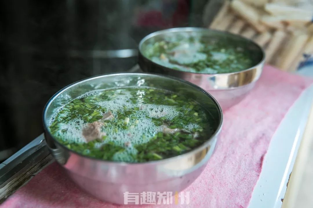 沙口路的这碗汤,让郑州街头的人们都成了美食家