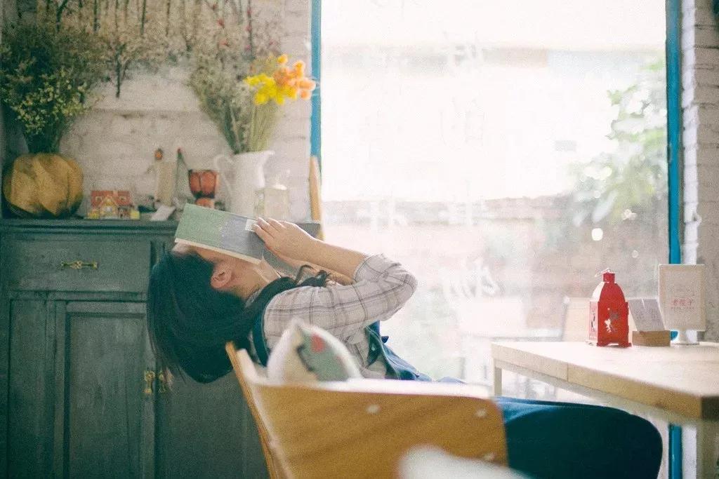 贵州150个学生被开除的事是真的吗,12名大学生一夜之间被开除