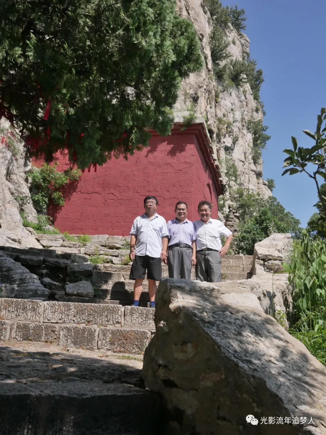 古寺灵岩寺,济南千年古寺灵岩寺