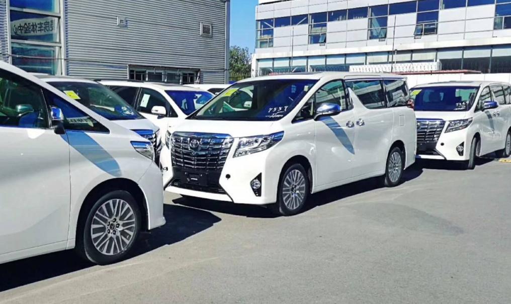 为什么丰田埃尔法在中国这么值钱,为什么埃尔法到中国这么贵