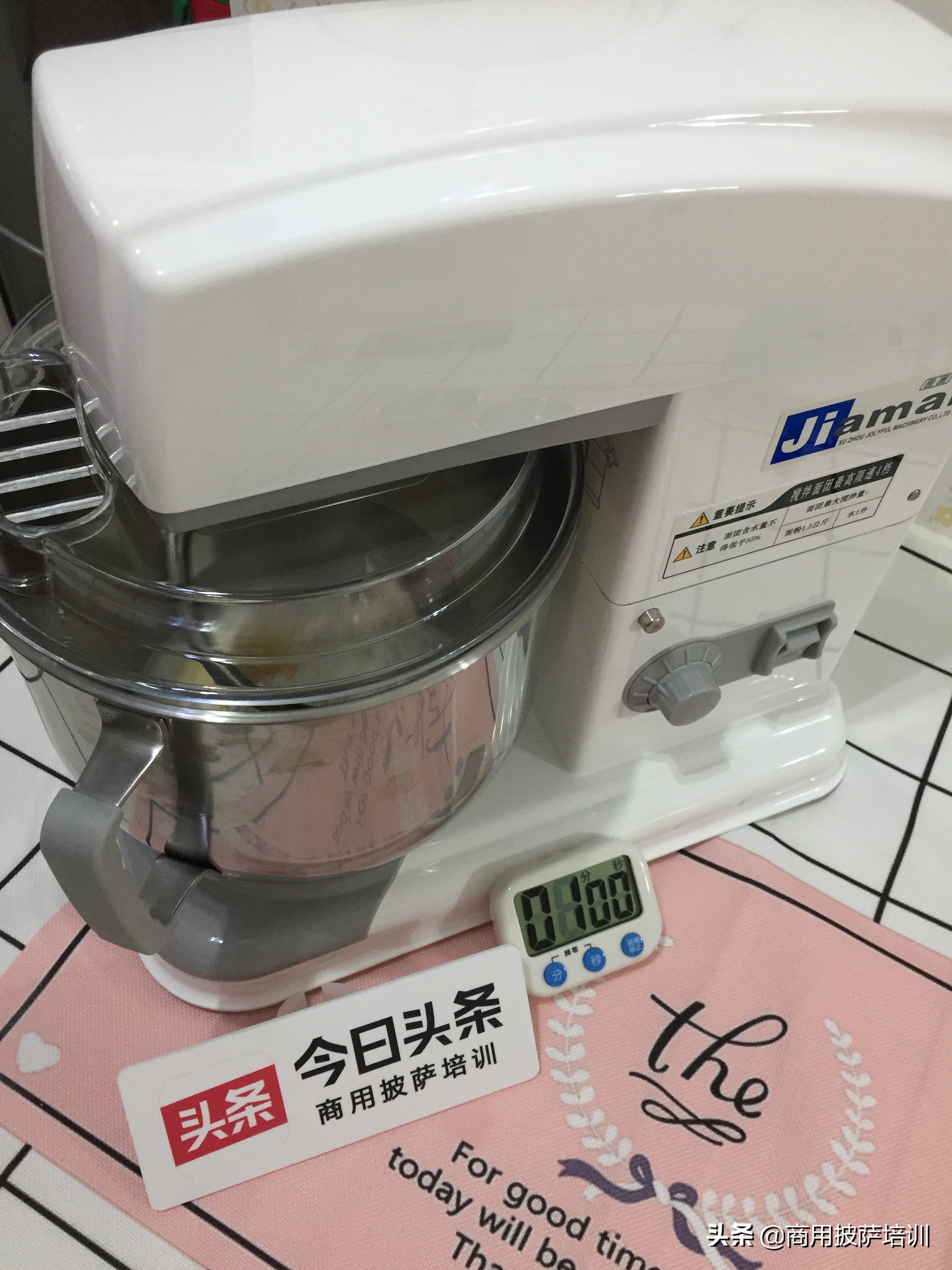 自制披萨可以不发面吗,自制披萨拉丝不用烤箱不用发酵