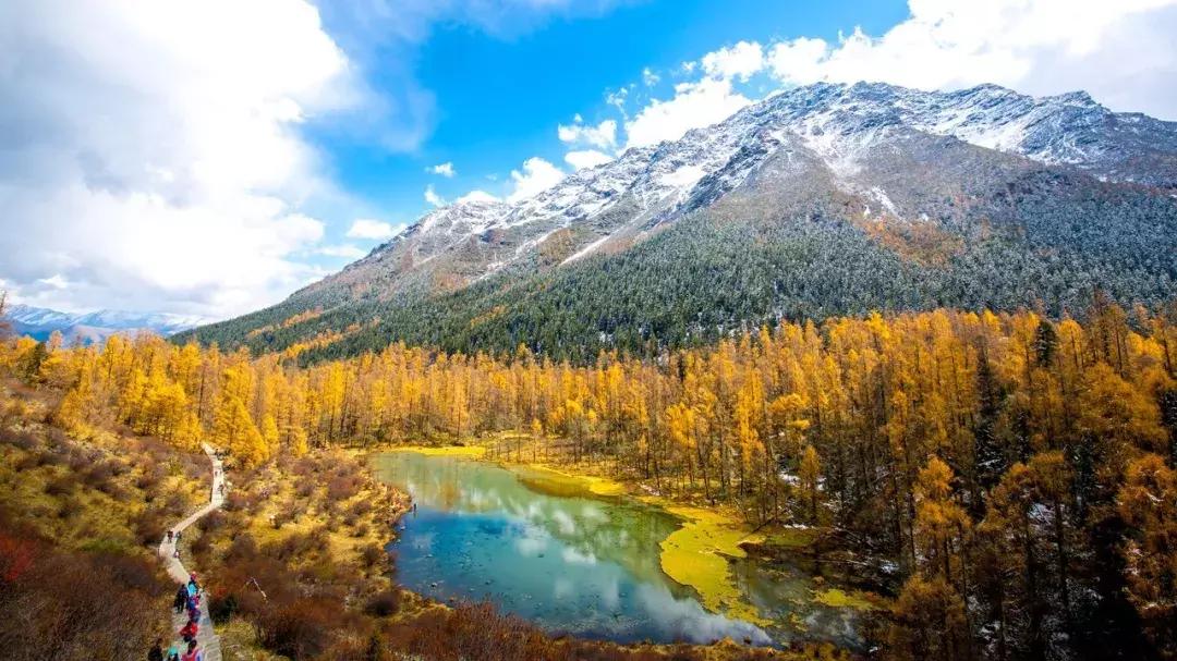 10月旅行地推荐最适合初秋出游,10月最适合慢慢旅游的地方