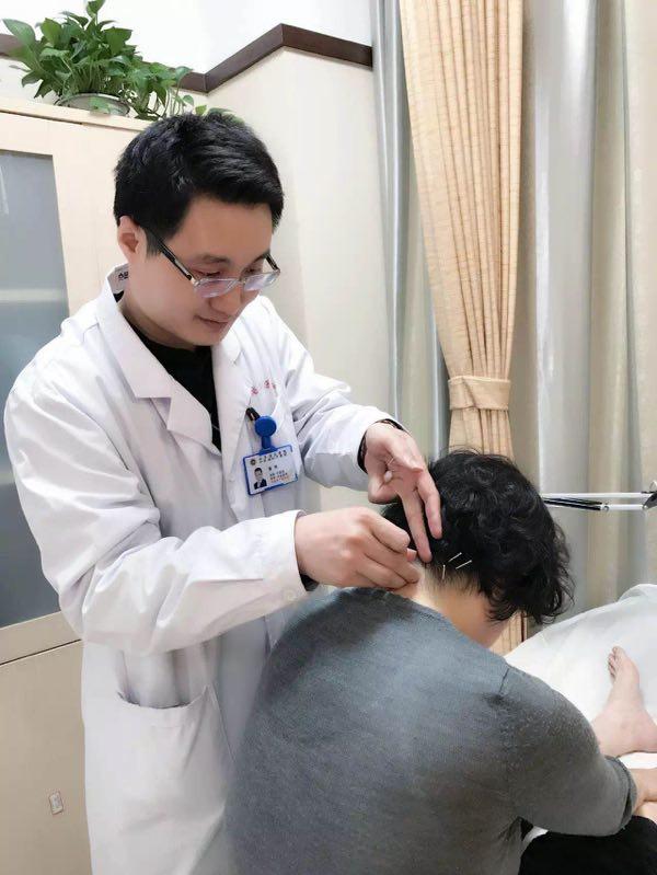 中医个案护理蛇串疮,怀孕得了蛇串疮怎么治疗