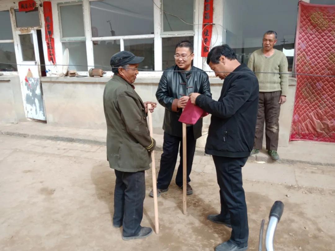 真好！一年挣一百多万元。阳原这个地方的人钱袋子鼓起来了