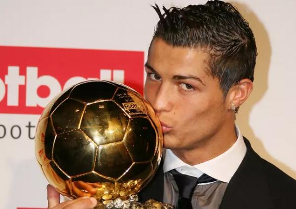 2000-2023历届所有金球奖得主,历届金球奖获奖前三名是谁