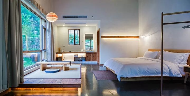 杭州大叔包下一座山谷造民宿,杭州高山樱花民宿