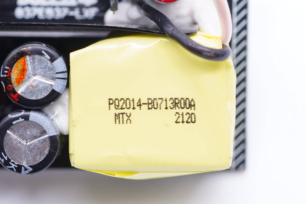 公牛快充多功能插座怎么样,插座一哥最新上市消息