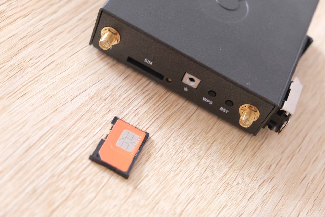 蒲公英r300插卡4g路由器怎么设置,蒲公英路由器r300s评测